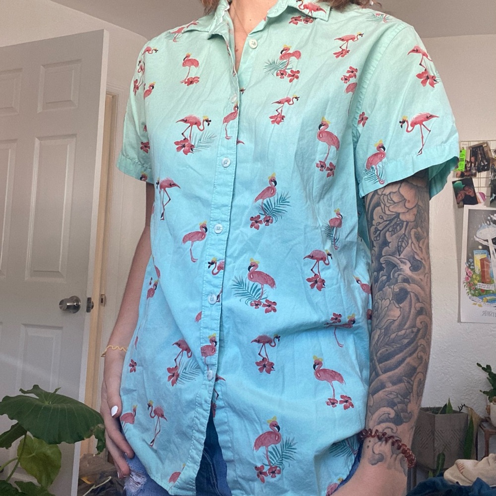shady flamingos